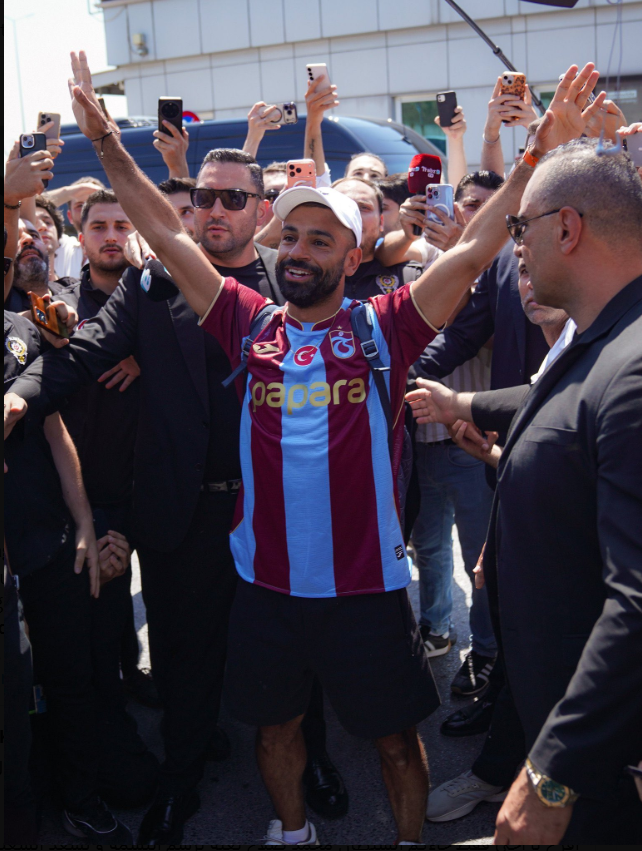 محمد صلاح إلى طرابزون سبور.. كيف حسم النادي واحدة من أكبر صفقات الكرة التركية؟